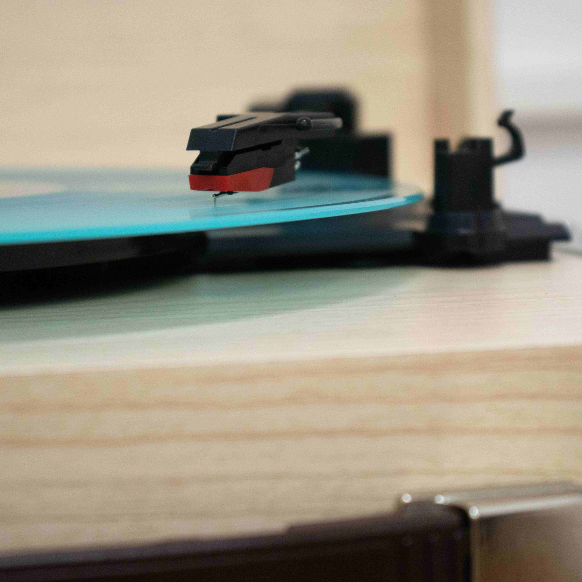 TR115 Furniture-Style Bluetooth Record Player with USB Recording