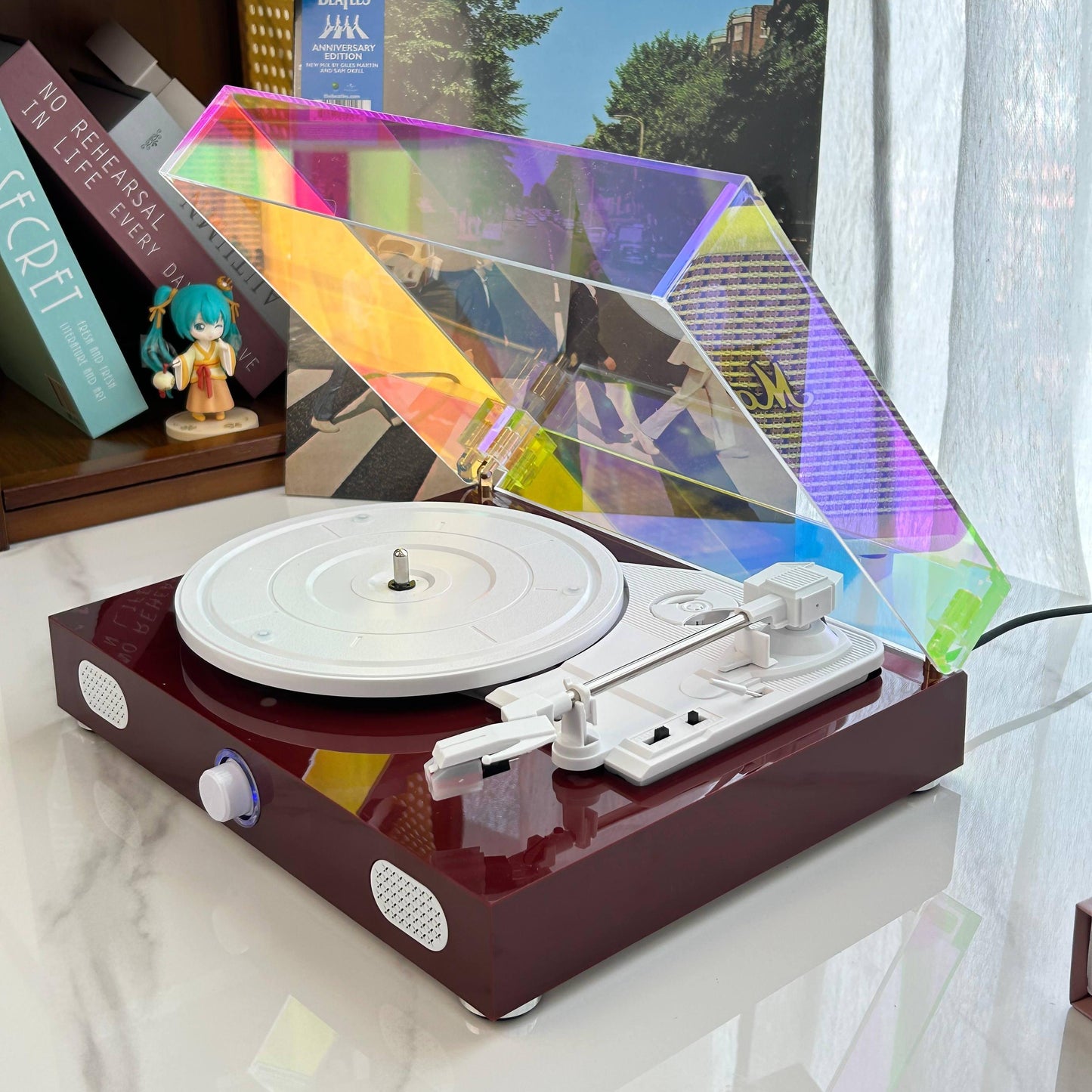 Dcolorful 211 | Designer Piano Lacquer Vinyl Record Player with Built-in Bluetooth Hi-Fi Speakers