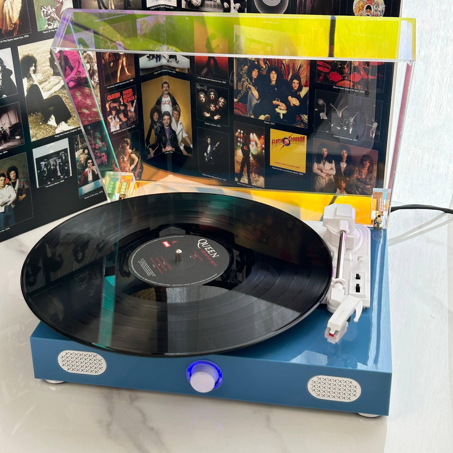 Dcolorful 211 | Designer Piano Lacquer Vinyl Record Player with Built-in Bluetooth Hi-Fi Speakers