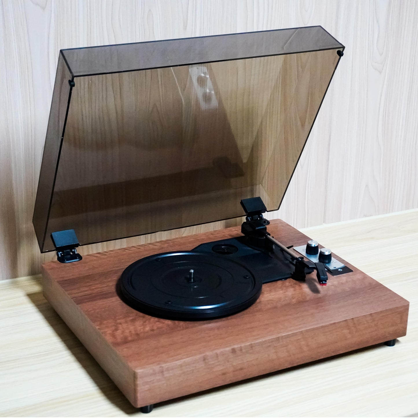 TR-L50 Vintage Turntable | Classic Vinyl Record Player with Twin Integrated Stereo Speakers