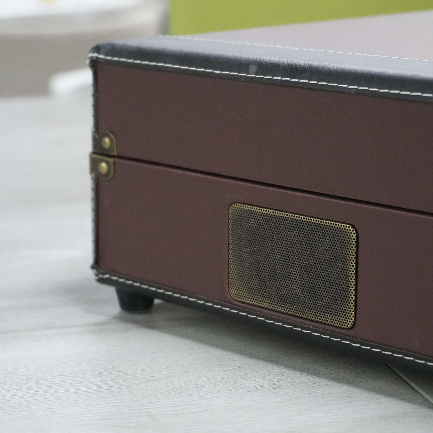 TR106 3-Speed Bluetooth Suitcase Record Player with Ruby Stylus