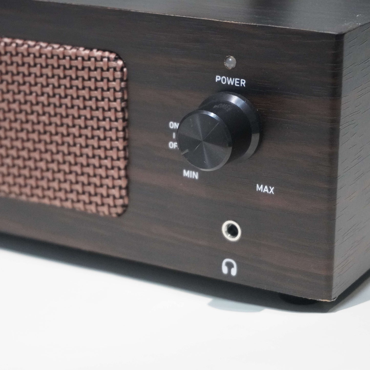 TR108-A | Professional Hi-Fi Vinyl Record Player with Autostop & Type-C Power Supply