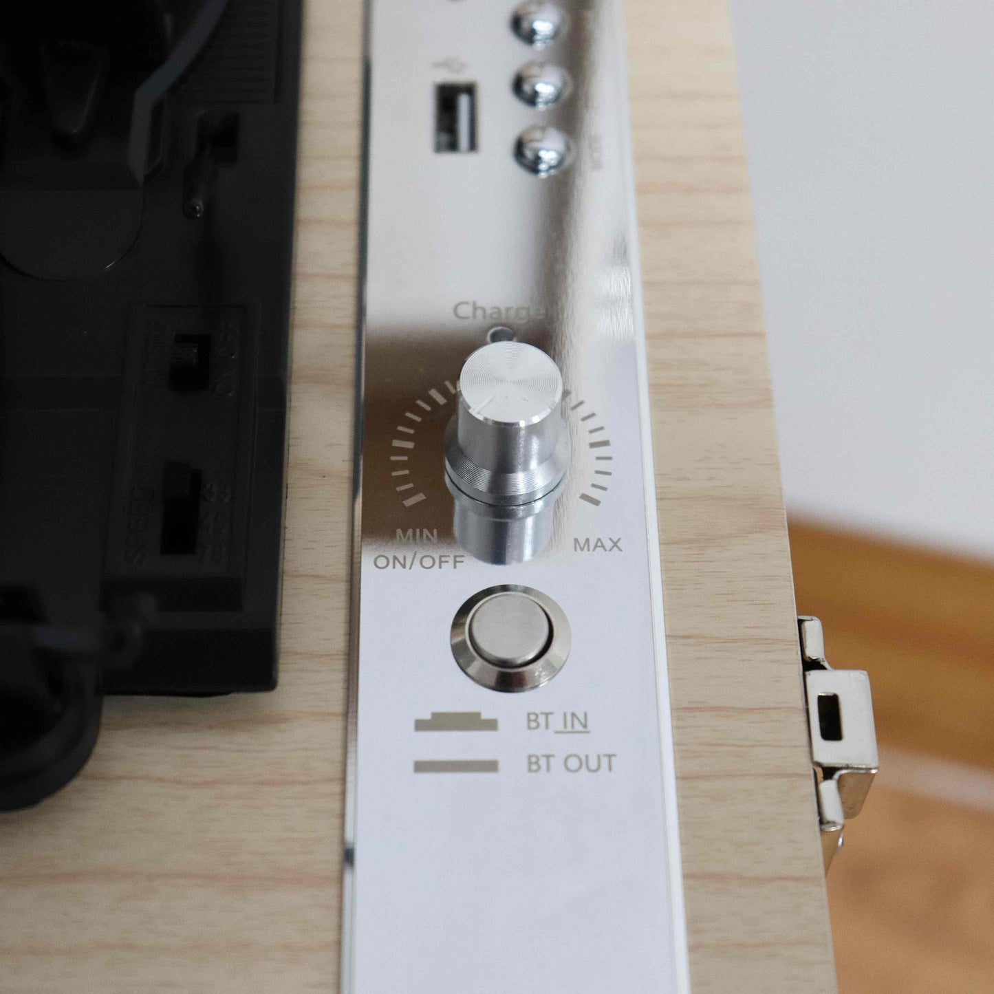 TR115 Furniture-Style Bluetooth Record Player with USB Recording